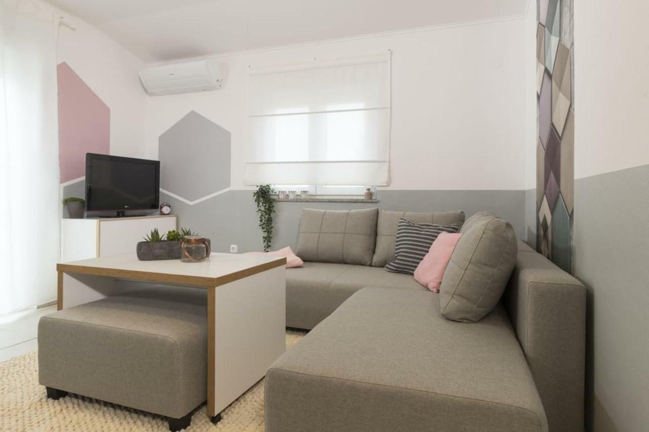 Jela Apartments Nin Eksteriør billede